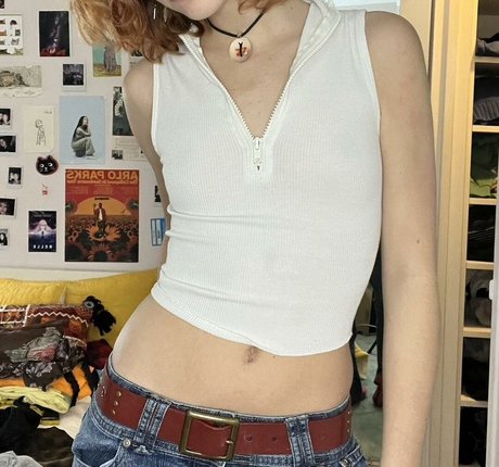 Hadley Nelson ポルノスター ヌード 写真