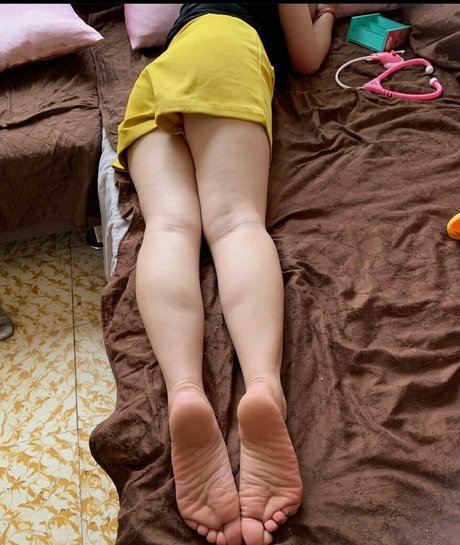 Snowyfeet19 完璧なスター 写真