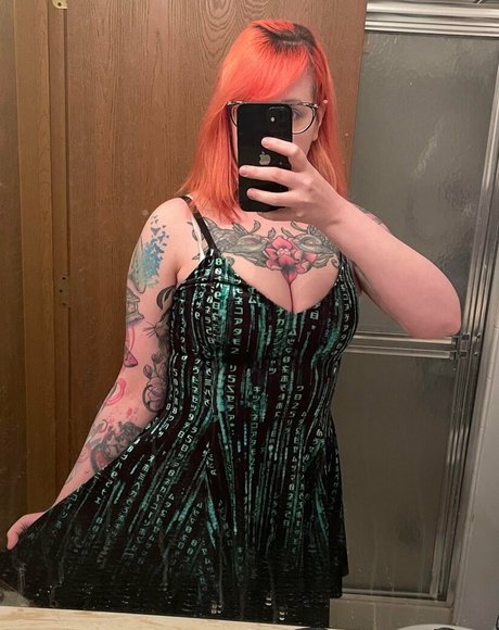 PushingUpRoses セクシーなポルノスター 写真