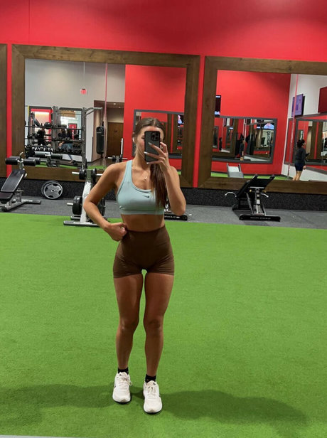 Crazyjamjam_ ホットなモデル ギャラリー