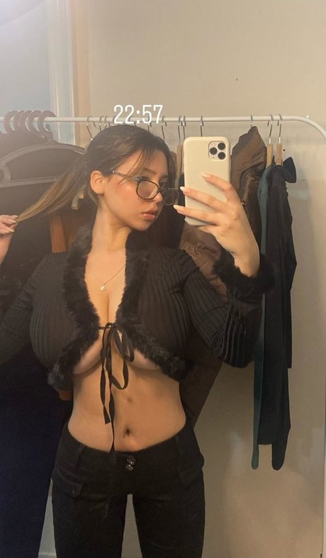 フィットネスコーチオンリーファンズ 美しいポルノ 画像