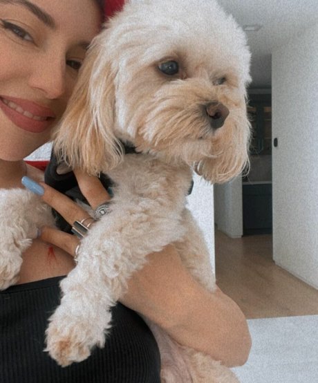 イタリア人熟女オンリーファンズ ホットヌード ギャラリー