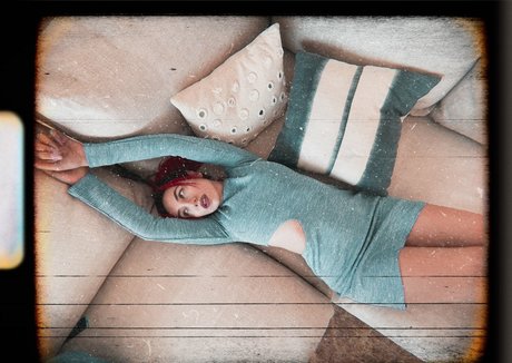 シャワー3P オンリーファンズ 無料ヌード ギャラリー