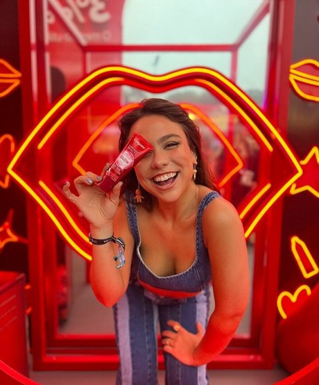 Bruna Carvalho 最高のスター ギャラリー