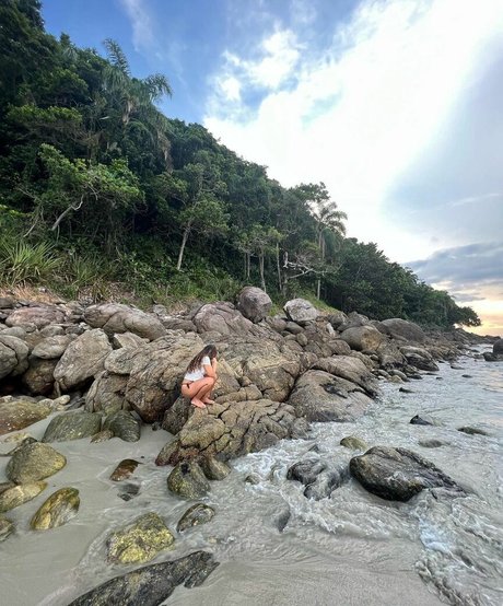 Bruna Carvalho HDスター 写真