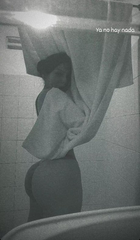 Merce Uhia 無料のポルノスター 写真