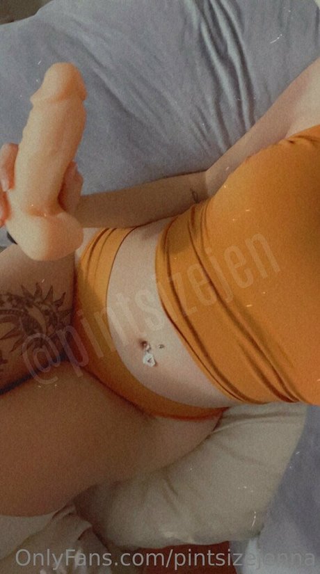 巨大ディルドオンリーファンズ ホットセクシー 写真