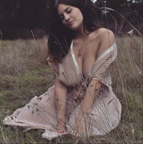 Chloe Maddren 高品質女優 写真