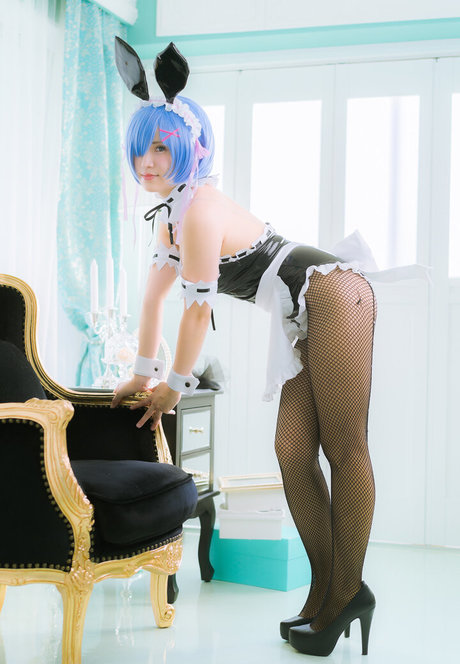 尖ったおっぱいオンリーファンズ 無料 写真