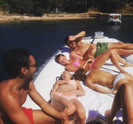 Alice Isaaz 美しい女優 写真