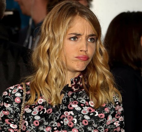 巨乳タトゥーオンリーファンズ ポルノグラフィック ギャラリー