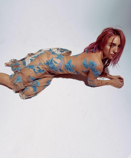 Eliza Grace 素敵なポルノスター アーカイブ