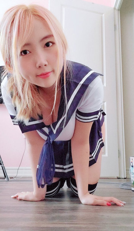 コスプレオナニーオンリーファンズ ポルノ 写真