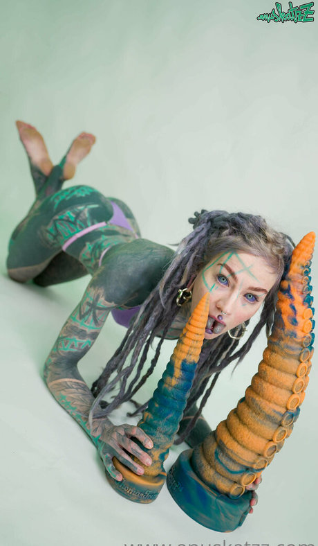 Anuskatzz ポルノスター 画像