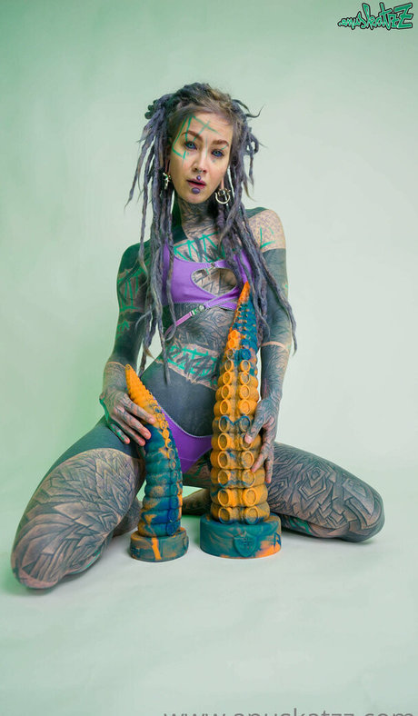 Anuskatzz 最高のモデル ギャラリー