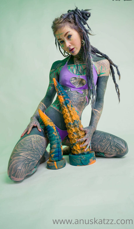 Anuskatzz セクシー女優 写真