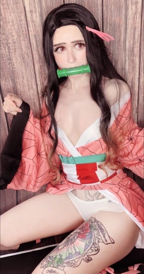 asmrマッサージオンリーファンズ ホットセクシー 写真