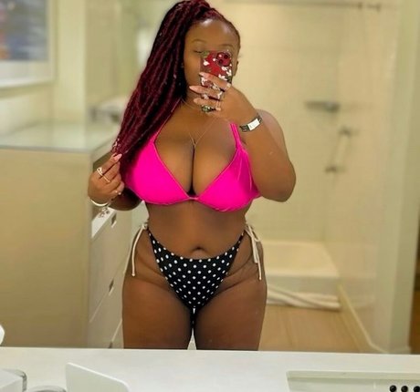 金髪オナニーオンリーファンズ 無料ポルノ 画像