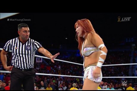 お尻を広げるオンリーファンズ ホットxxx 写真