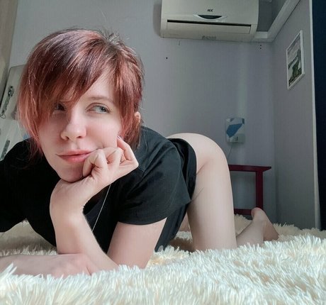 コスプレオナニーオンリーファンズ 無料ポルノ 写真