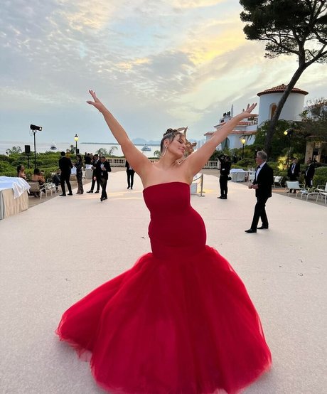 Ashley Graham ヌードモデル 写真