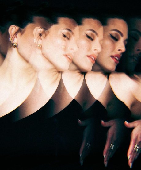 足 マンコ オンリーファンズ 無料アダルト 写真