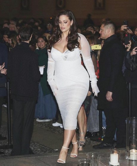 Ashley Graham ポルノスター HD 写真