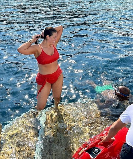 ssbbw オンリーファンズ ヌード 写真