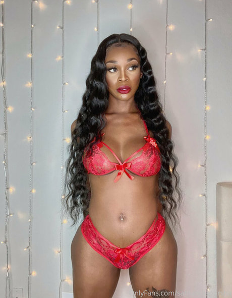 ニューハーフの乗馬オンリーファンズ ホット 写真