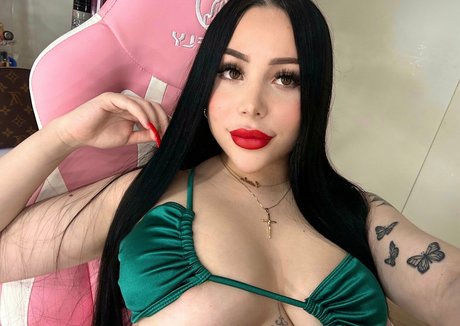 筋肉ヌードオンリーファンズ アダルト無料 写真