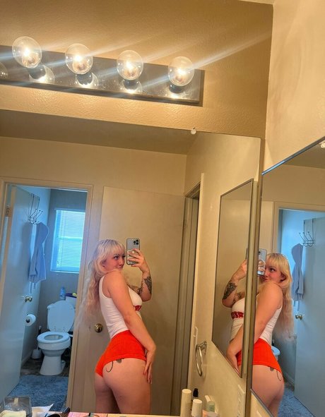 アマチュアペッギングオンリーファンズ ヌード ギャラリー