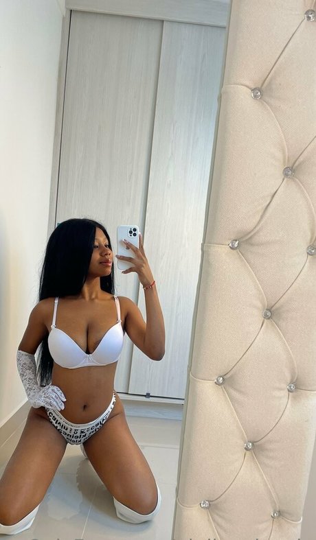 アジアン潮吹き オンリーファンズ パーフェクト 画像