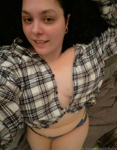 wildvix 無料モデル 画像