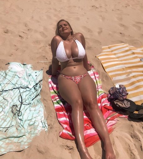 アナルコスプレオンリーファンズ ヌード 画像