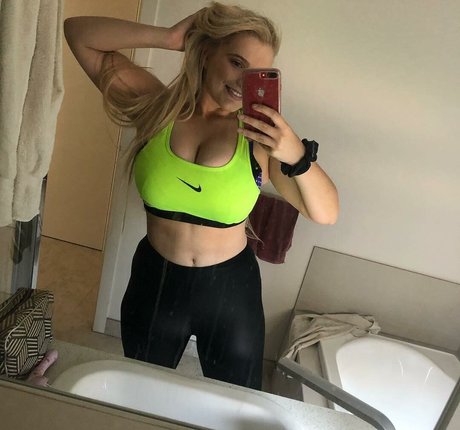 Casey Leigh プロフィール写真