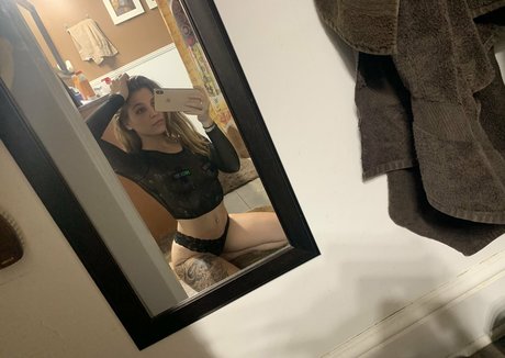 jaylynnt ホットなスター 写真