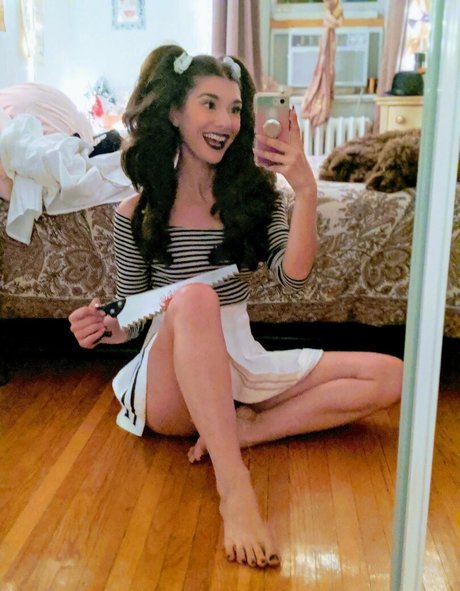 InvaderVie 完璧なモデル 写真