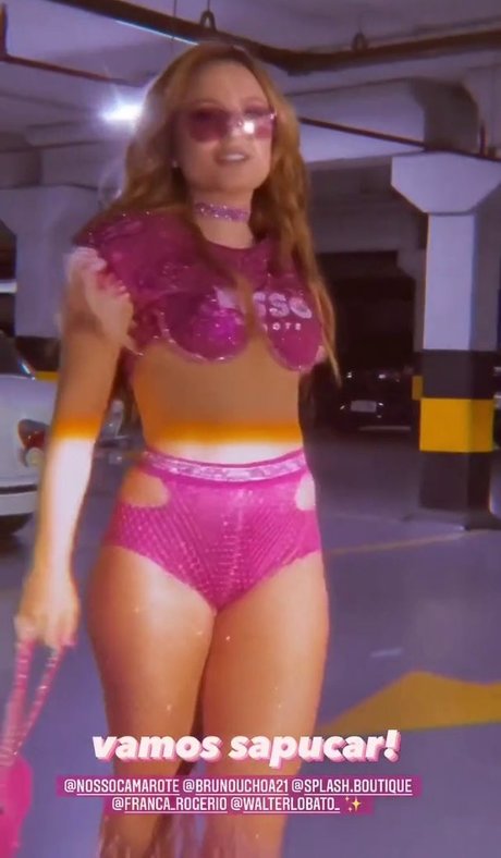 巨乳カップルオンリーファンズ ポルノグラフィック 写真