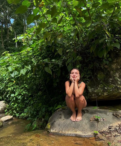 Larissa Manoela 最高のモデル アーカイブ