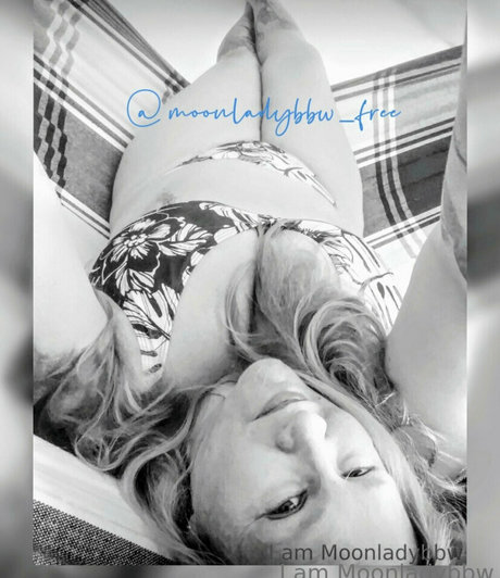 フェラチオ自撮りオンリーファンズ ポルノ 写真