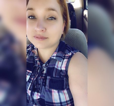 巨乳カップルオンリーファンズ えろ ギャラリー