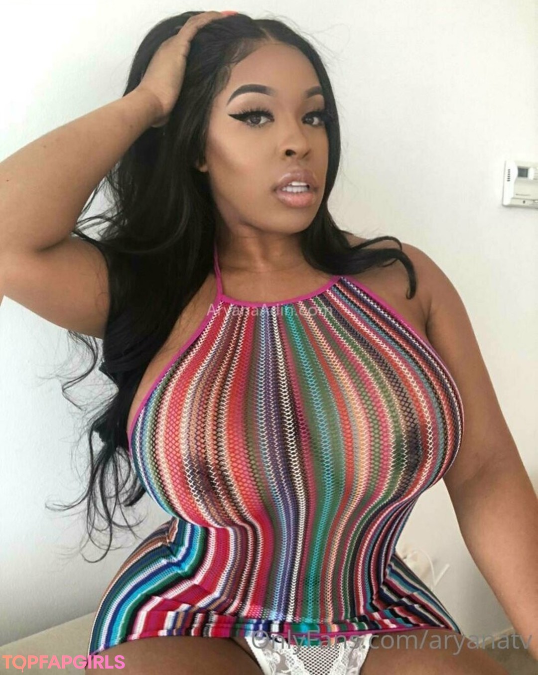 Aryanatv ホット女優 写真