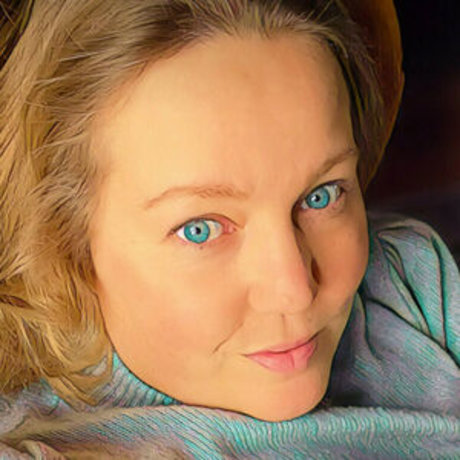 ぽっちゃりブロンドのオンリーファンズ ヌード ギャラリー