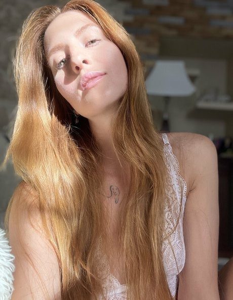 asmr 官能的なオンリーファンズ えろた 写真