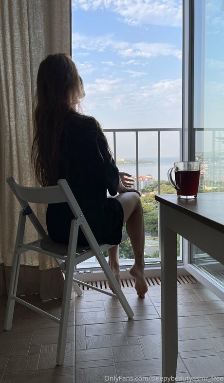 sleepybeautyasmr free 高品質のポルノスター 写真