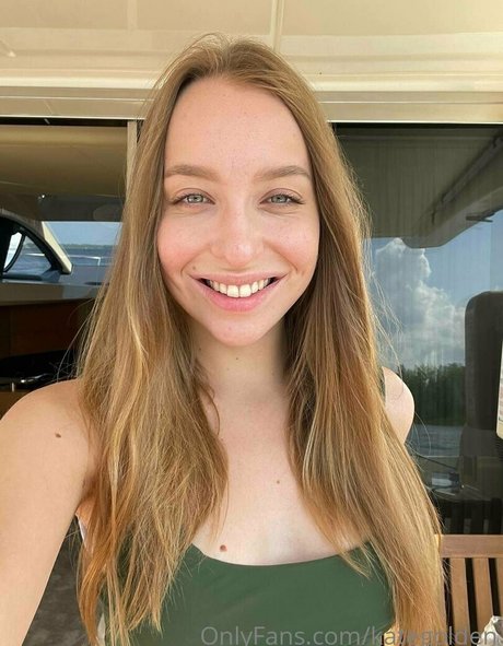 kategolden ヌード女優 写真