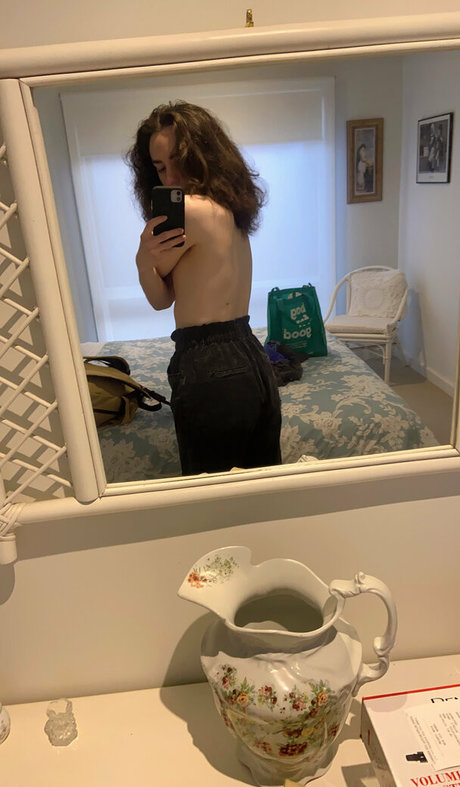 巨乳xxx オンリーファンズ 美しいポルノ 写真