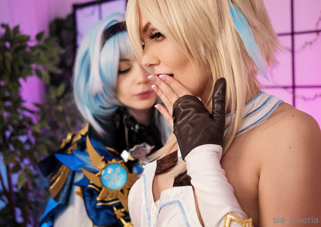 黒髪の熟女オンリーファンズ HD 写真