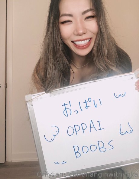 hanginwithyuka4free ヌード女優 写真