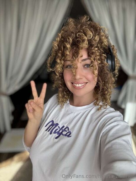 Hanna Zimmer スター ヌード アーカイブ